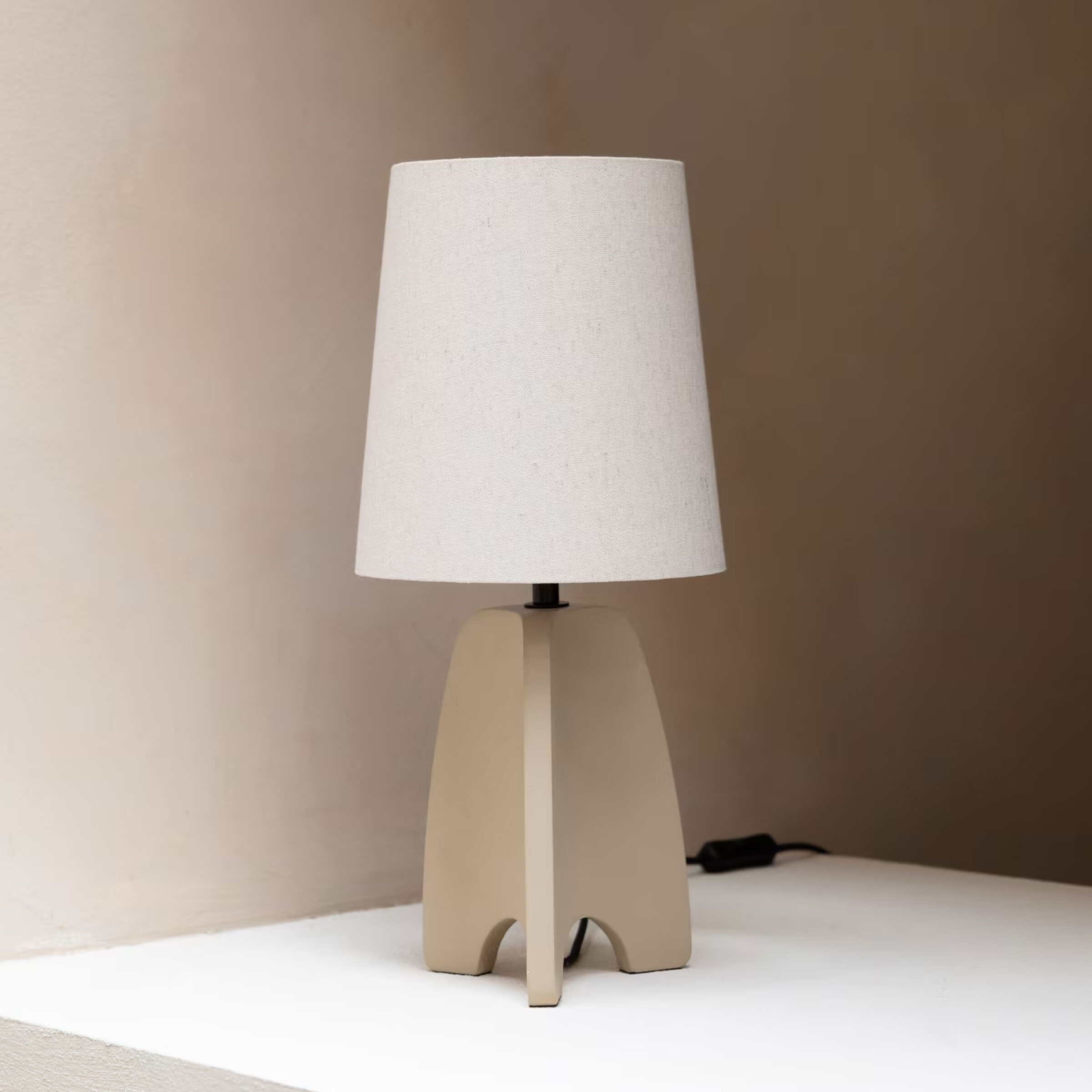 Zuiver Tafellamp Saba Beton en linnen - Beige