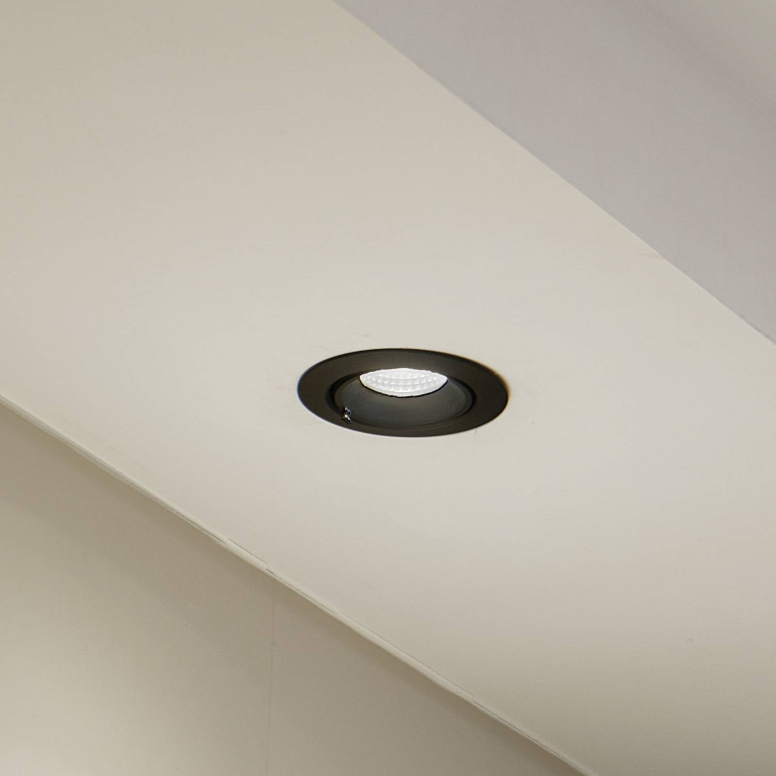 Arcchio Harcos LED downlight, zwart, Ø 11 cm, 4.000K – Lampen24