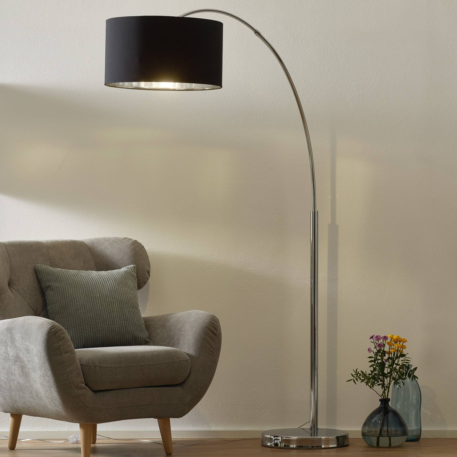 Searchlight Mara booglamp, metaal, textiel, chroom, zwart – Lampen24