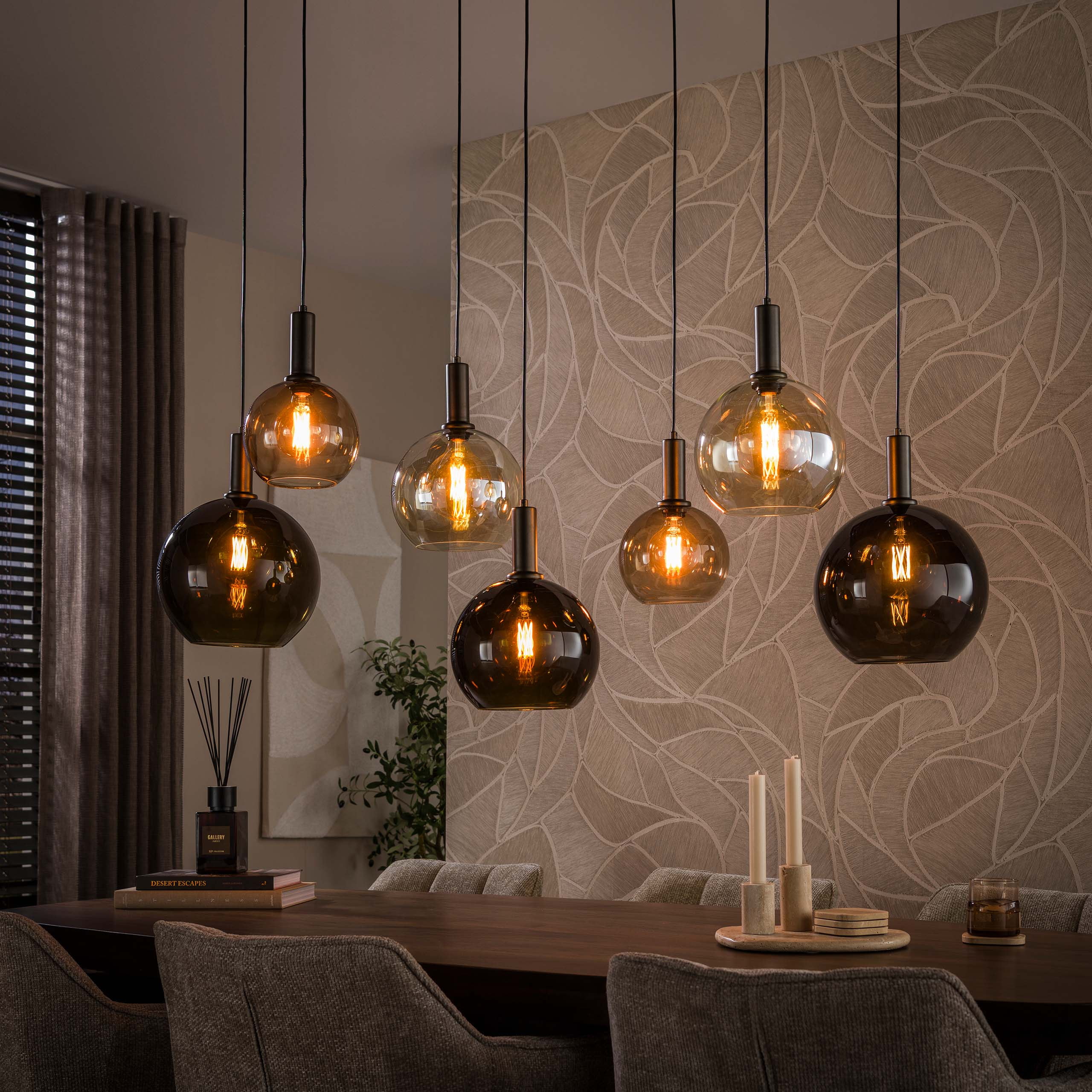 LifestyleFurn Hanglamp Tylesha 4+3-lamps - Amber/Bruin