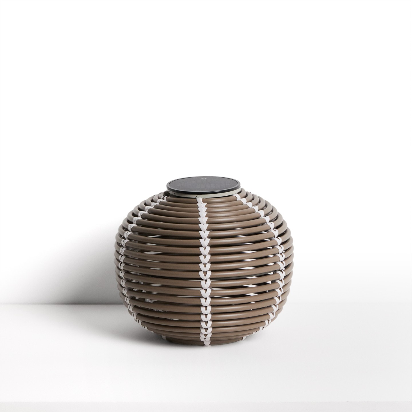 Kave Home Outdoor Tafellamp Garoina Op zonne-energie