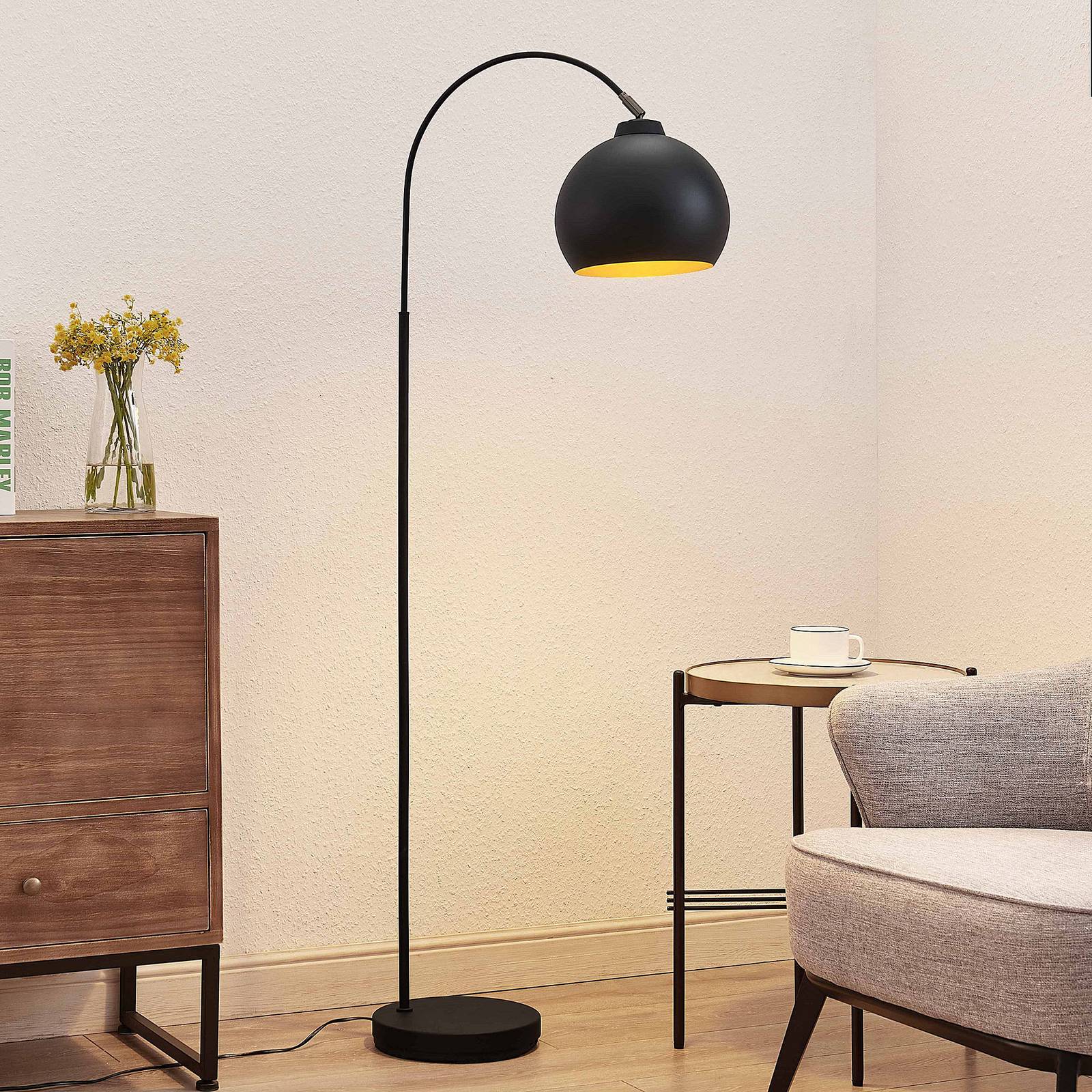 Lindby booglamp Minali, zwart, metaal, 148 cm hoog, E27 – Lampen24
