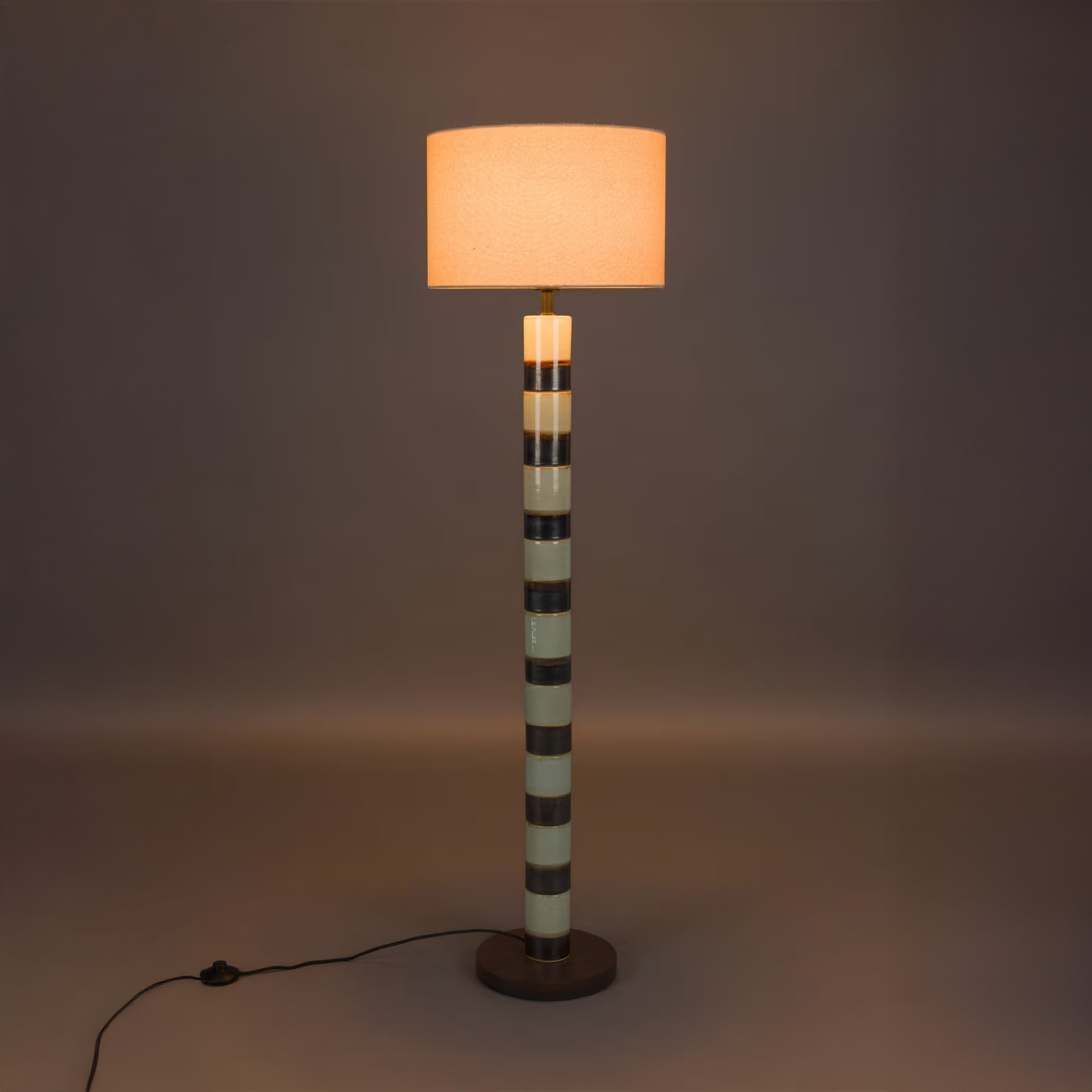 Dutchbone Vloerlamp Vertigo 143cm hoog - Groen